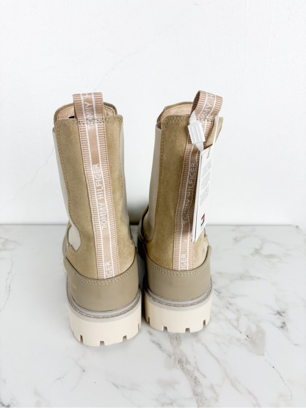 NWT Tommy Hilfiger Hally Chelseaboots Sz 7.5 - Picture 6 of 11